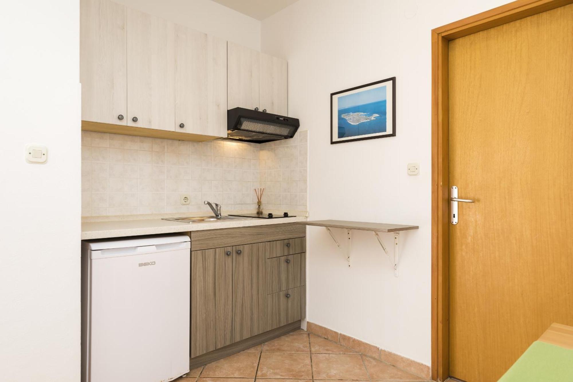 Apartments Laura Мали-Лошинь Экстерьер фото