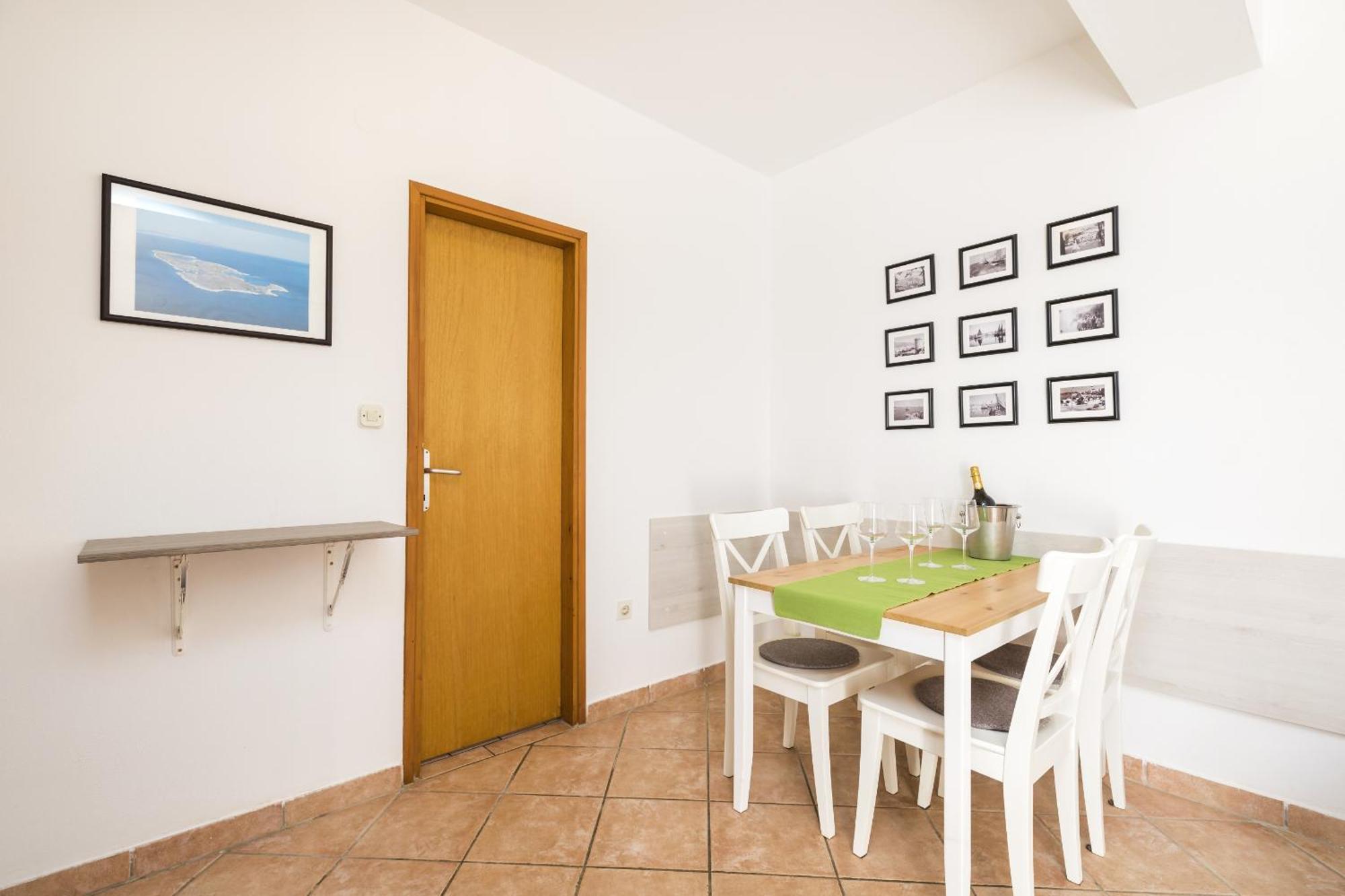 Apartments Laura Мали-Лошинь Экстерьер фото